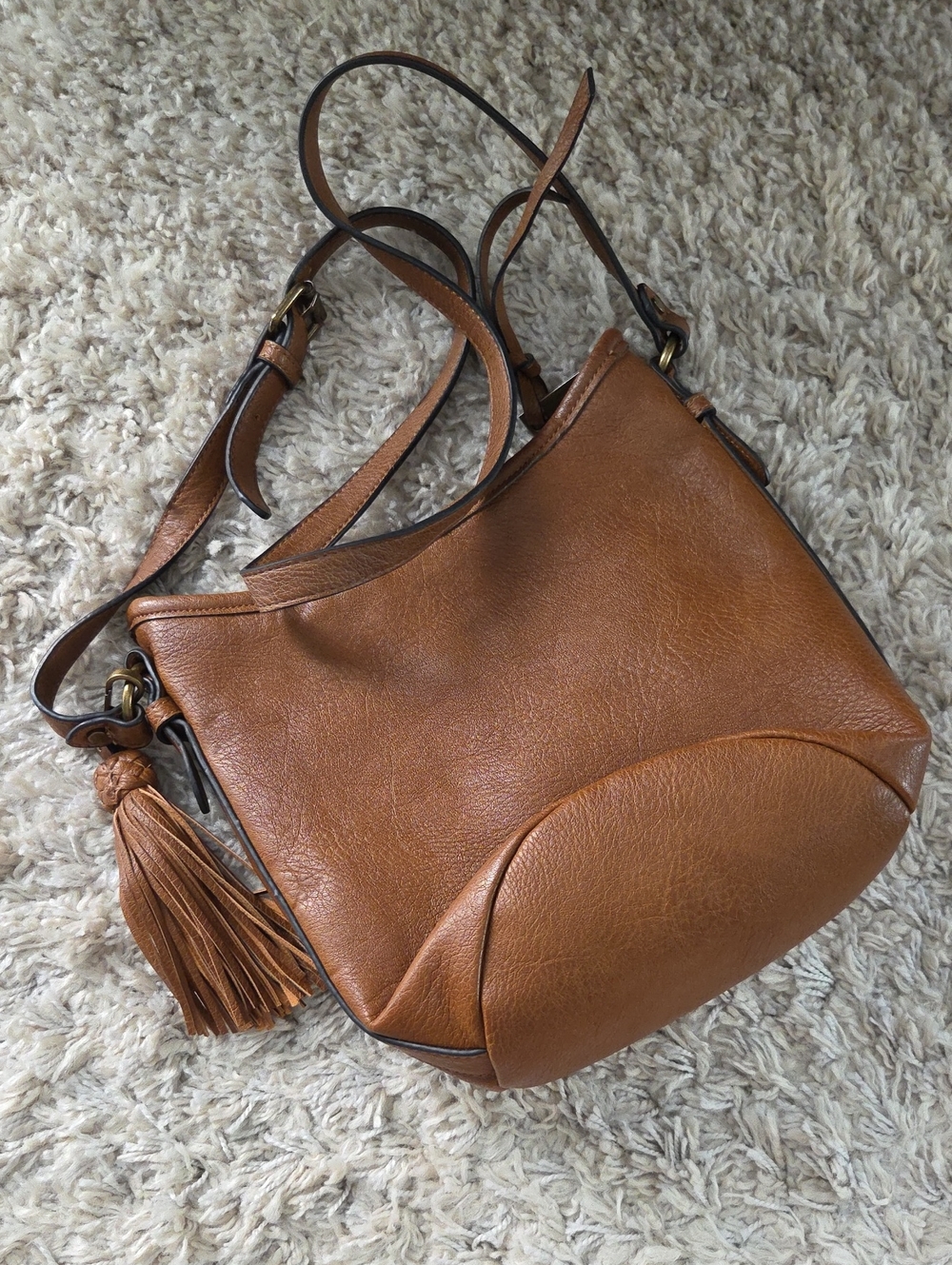 Classic Women's Leather Crossbody Bag in Tan